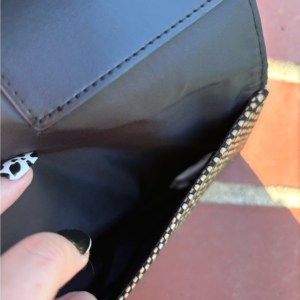 Saks Fifth Avenue Wallet Bag - Picture 4 of 6